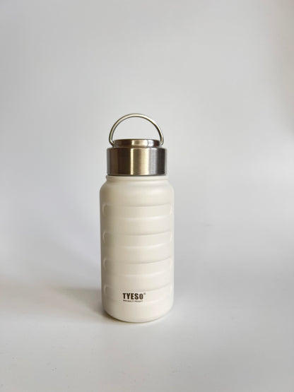 TYESO Mat Finish Vacuum Insulated Bottle